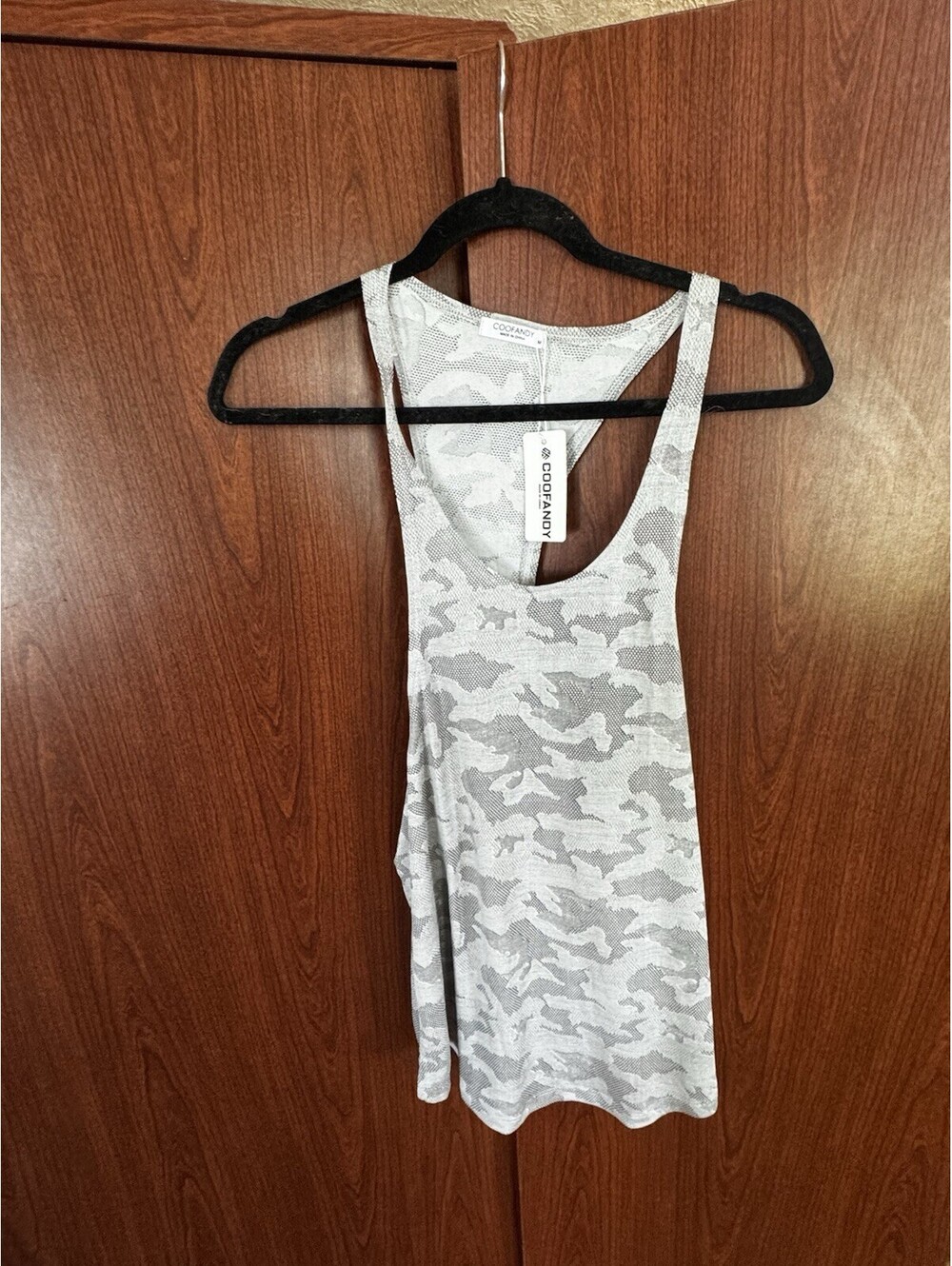 COOFANDY Mens M Camo Mesh Racerback Tank Top Gray Gym Workout NWT
